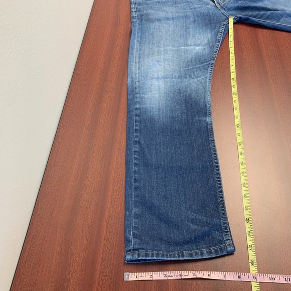 Men's 513 Levi's Mom Jean - Picture 3 of 11